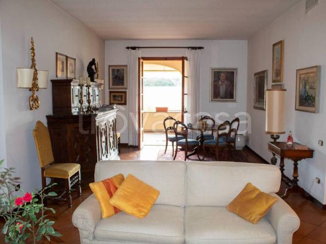 Villa singola in vendita a Signa via Cattaneo Cavalcanti