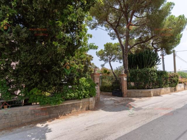 Villa singola in vendita a Siracusa