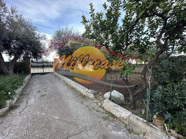 Villa singola in vendita a Siracusa via Franca Maria Gianni
