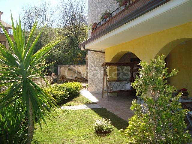 Villa singola in vendita a Solofra via Cerzeta