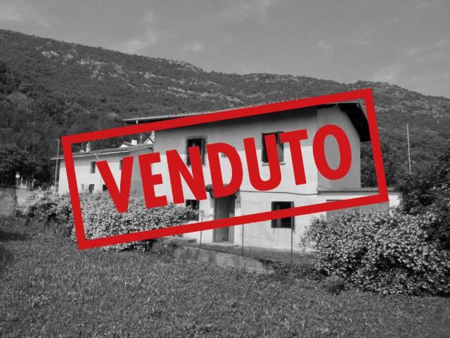 Villa singola in vendita a Sottomonte, Meduno
