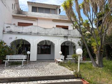 Villa singola in vendita a Stalettì