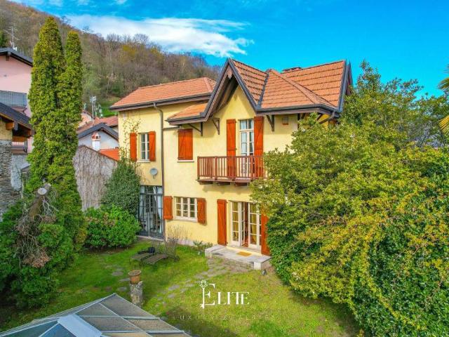 Villa singola in vendita a Stresa via Agli Orti, Campino