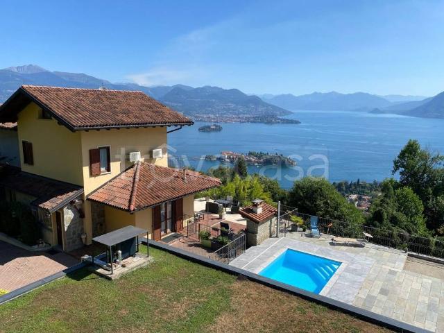 Villa singola in vendita a Stresa via della Bolea, 11