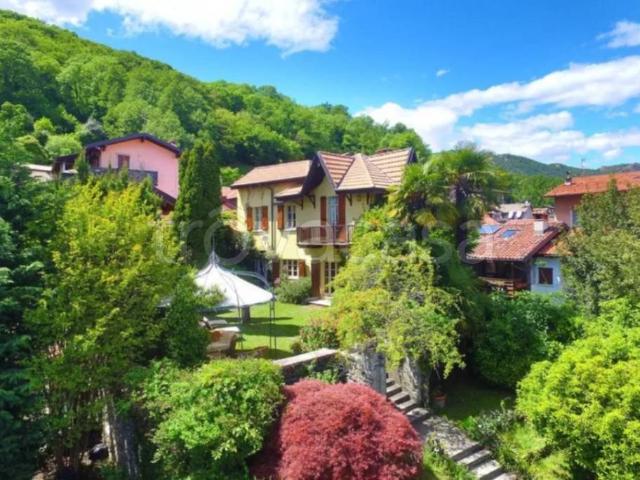 Villa singola in vendita a Stresa via Someraro, 14, Campino