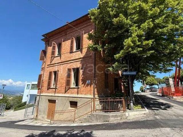 Villa singola in vendita ad Ancarano viale Roma, 15
