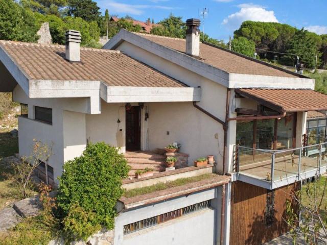 Villa singola in vendita ad Acquasparta
