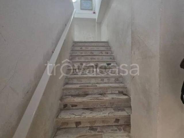 Villa singola in vendita ad Adrano via g. Amendola Nn