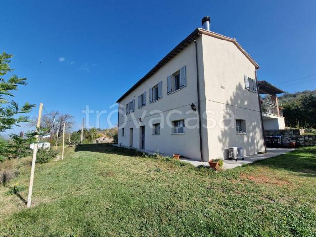 Villa singola in vendita ad Alviano