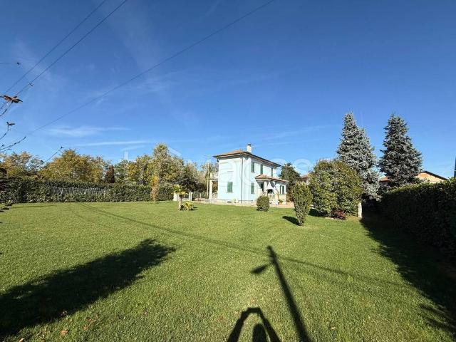 Villa singola in vendita ad Alessandria strada Acqui, 16/b, Cabanette