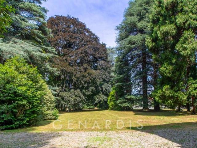 Villa singola in vendita ad Arcisate, Velmaio