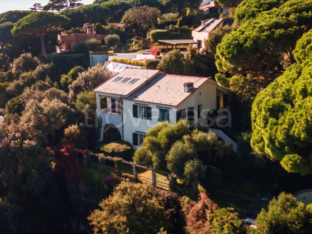 Villa singola in vendita ad Arenzano