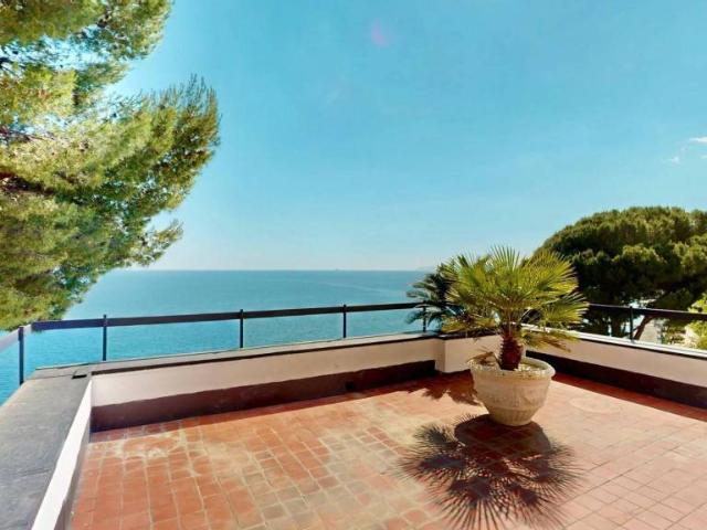 Villa singola in vendita ad Arenzano via Della Costa, 9