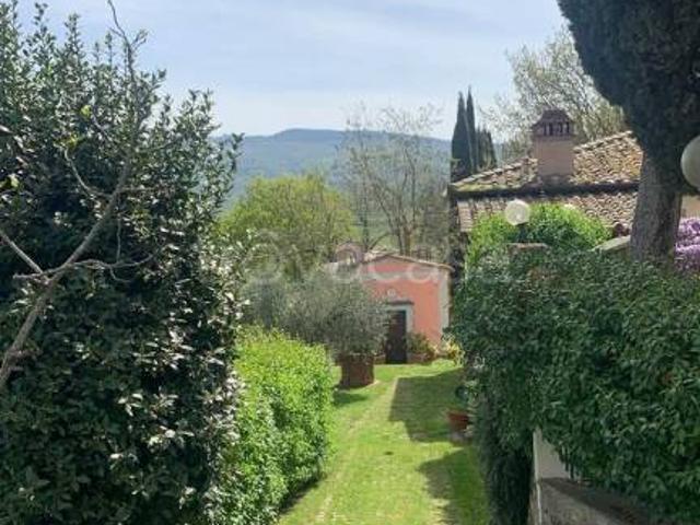 Villa singola in vendita ad Arezzo, La Pace Staggiano