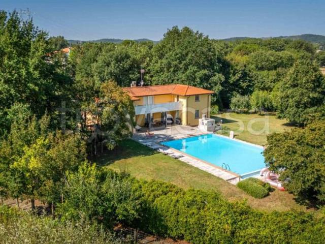 Villa singola in vendita ad Arezzo piazza Guido Monaco, Porta Santo Spirito Stazione