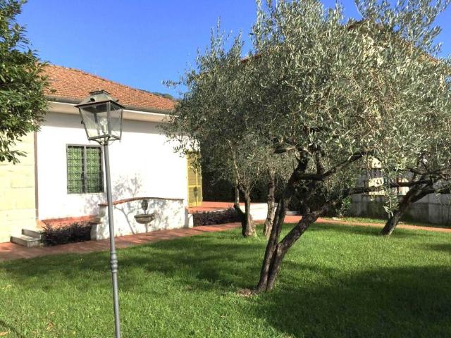 Villa singola in vendita ad Aulla via repubblica, snc, Albiano Magra