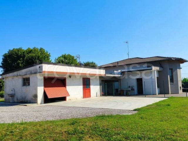 Villa singola in vendita ad Azzano Decimo via Santa Croce, 29