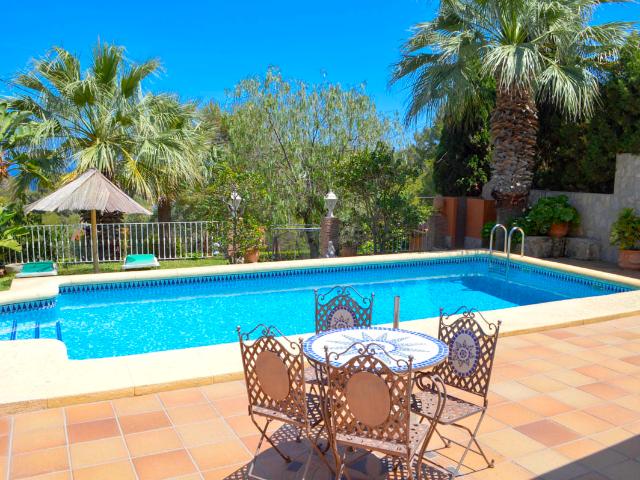 Villa situada en Las Rotas de Dènia con increíbles vistas al mar