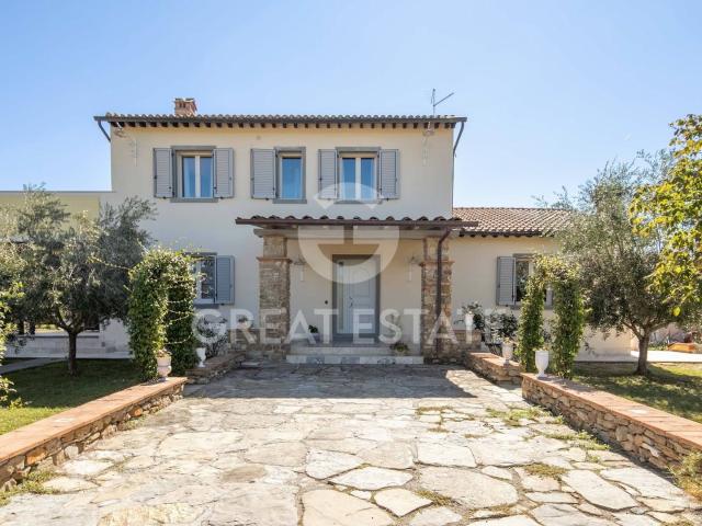 Villa Sogno Di Travertino 298m² Cortona