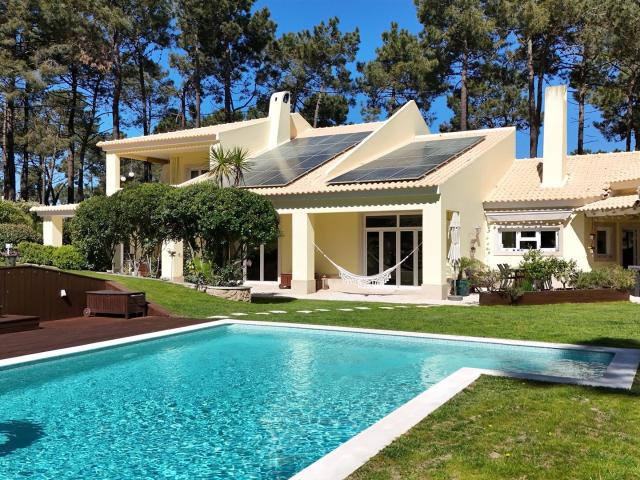 Villa Solara – Um retiro privado com piscina na Herdade da A. 657m² Charneca De Caparica