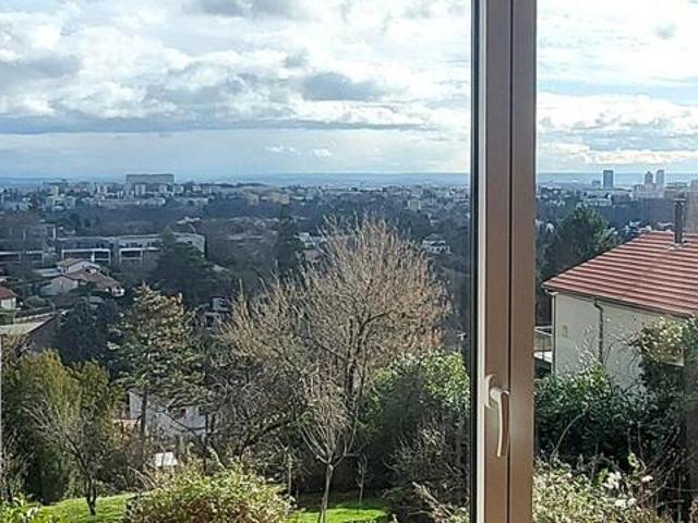 Villa St Cyr Au Mont d'Or 6 pièce s 159.72 m2 avec terrain constructible