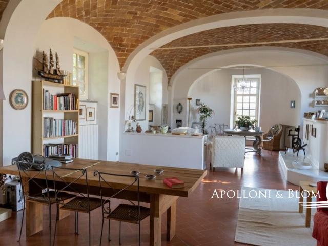 Villa Storica con Giardino e Grotta, Orvieto, Terni – Umbria 241m² Orvieto