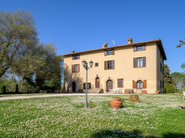 Villa storica in vendita a Gubbio 904m² Gubbio