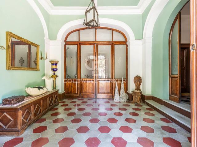Villa storica in vendita a Sigillo 700m² Sigillo