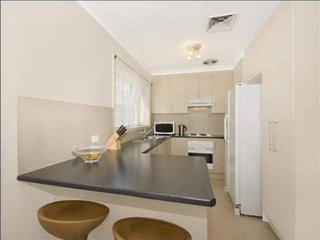 Villa style 3 bedroom house in ultra convenient location