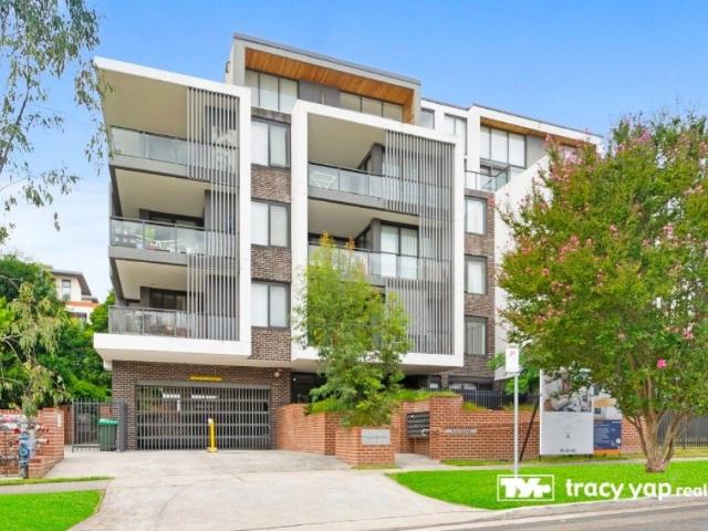 Villa Style Two Bedroom Apartment in the Epping Central