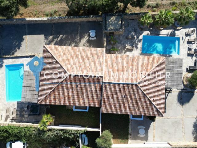 Villa style bergerie 3 chambres en pierre de taille avec pis. 91m² Ventiseri