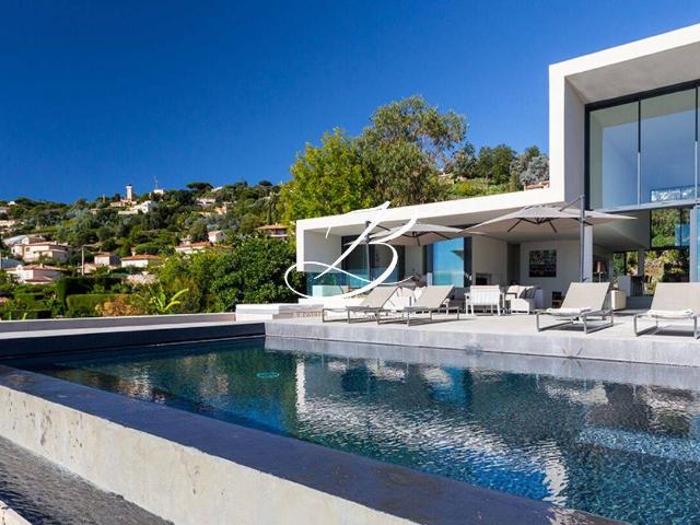 VILLA SUPER CANNES PISCINE VUE MER