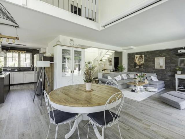 Villa sur le Golf à Magny le Hongre