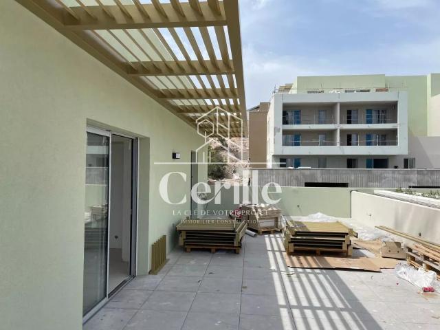 Villa sur le toit moderne 4 pièces à Saint Raphaël, 95 m² 95m² Saint Raphaël