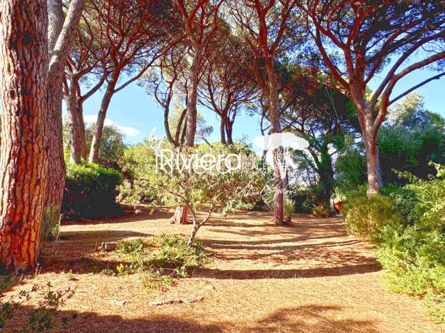 Villa Sur Terrain Plat Proche Centre Et Plages 150m² Cavalaire sur Mer