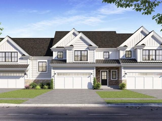 Village Cir Unit,guilford, Home For Sale