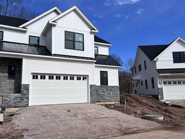 Village Cir Unit,guilford, Home For Sale
