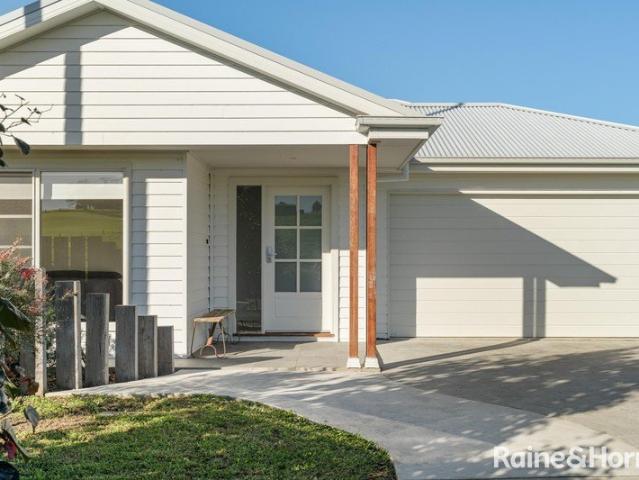 VILLAGE CONVENIENCE, EFFORTLESS LIVING