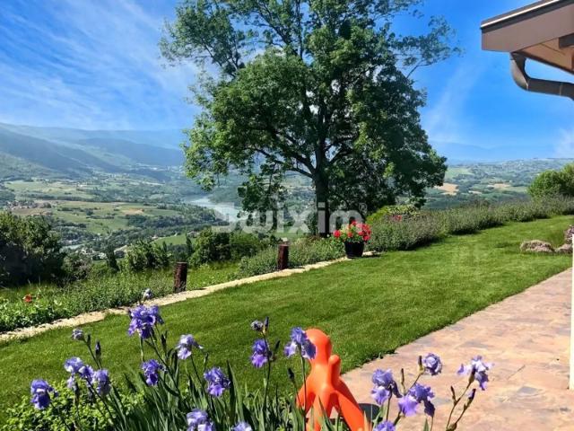 Village de prestige entre Annecy, Genève et Aix les Bains