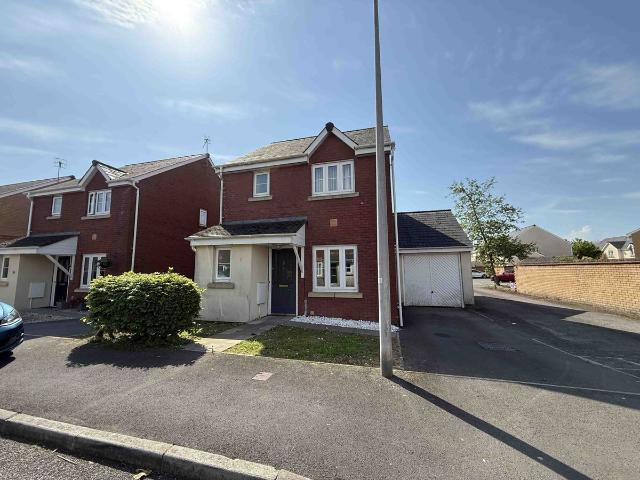Village Drive, Gorseinon SA4, 3 bed detached house to rent, £1,300 pcm | PrimeLocation