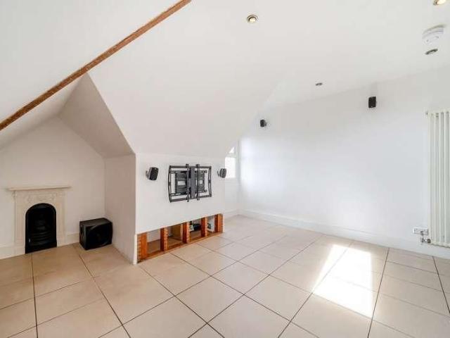 Village Gate, Laleham Road, Shepperton, Shepperton, Middlesex, TW17