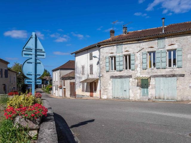 Village house with garden 145m² Castelsagrat