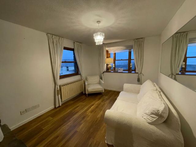 Village Lane, Mumbles, SA3