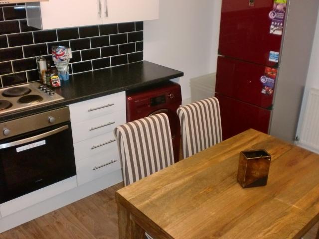 Village Place, Leeds LS4, 1 bed flat to rent, £650 pcm | PrimeLocation