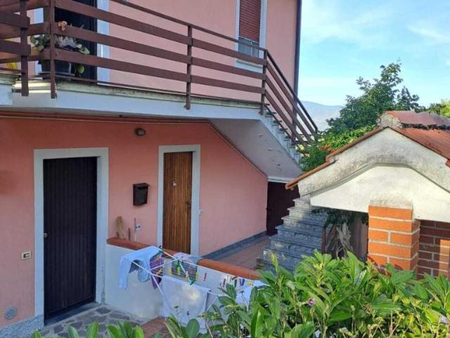 Villaggio la Crocetta Tavarone 3 trilocale 70mq