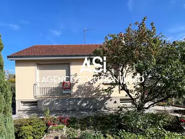 Villaines la Juhel 53700 Achat / Vente maison 3 pièces t3 au dernier étage