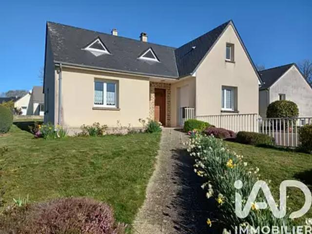 Villaines la Juhel 53700 Achat / Vente maison 5 pièces t5 parking