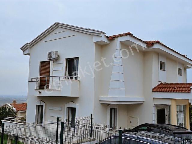 Villakent'te 1000 M² Bahçe İçerisinde Müstakil Lüks Mesken