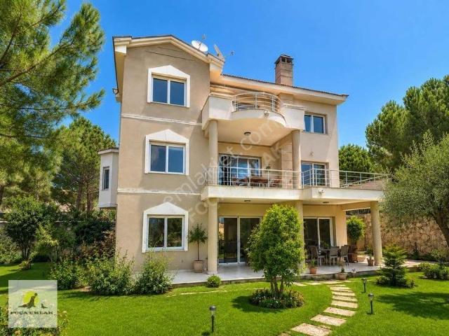 Villakentte Köşe Parsel 4+2 Müstakil Villa | 1.100 M² Bahçe