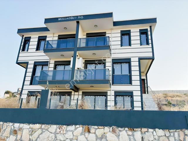 Villakent'te Satılık Köşe Konumda Önü Açık Sıfır 5+1 Tripleks